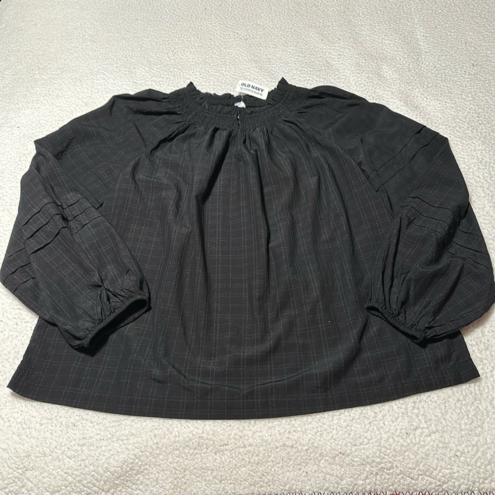 Old Navy Ladies Black Smocked Peasant Blouse, NWT’s, Size Medium Tall